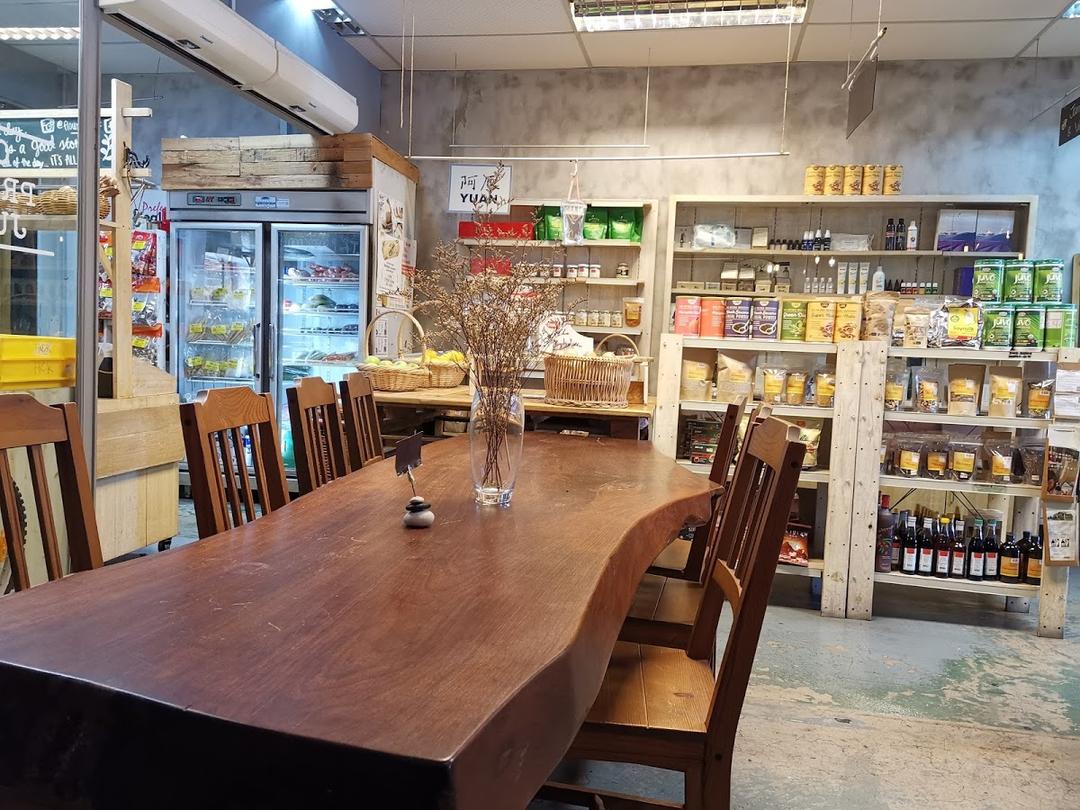 Photo of Flour & Co. Wholefoods and Coffee - Kota Kinabalu, Sabah, Malaysia
