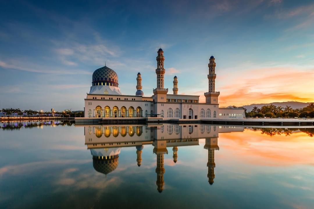 Photo of Masjid Bandaraya Kota Kinabalu (City Mosque) - Kota Kinabalu, Sabah, Malaysia