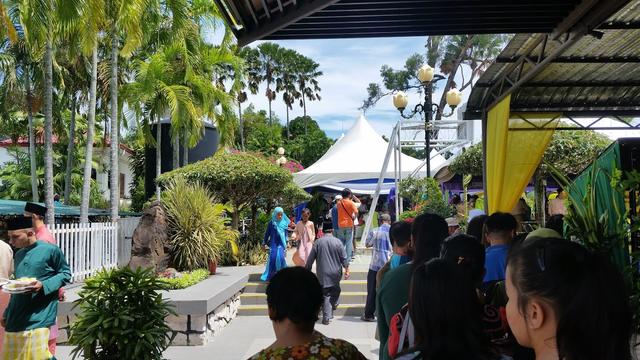 Photo of Sabah State Palace - Kota Kinabalu, Sabah, Malaysia