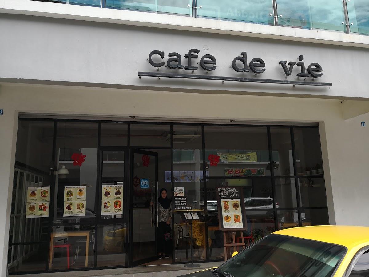Photo of Cafe De Vie - Kota Kinabalu, Sabah, Malaysia background
