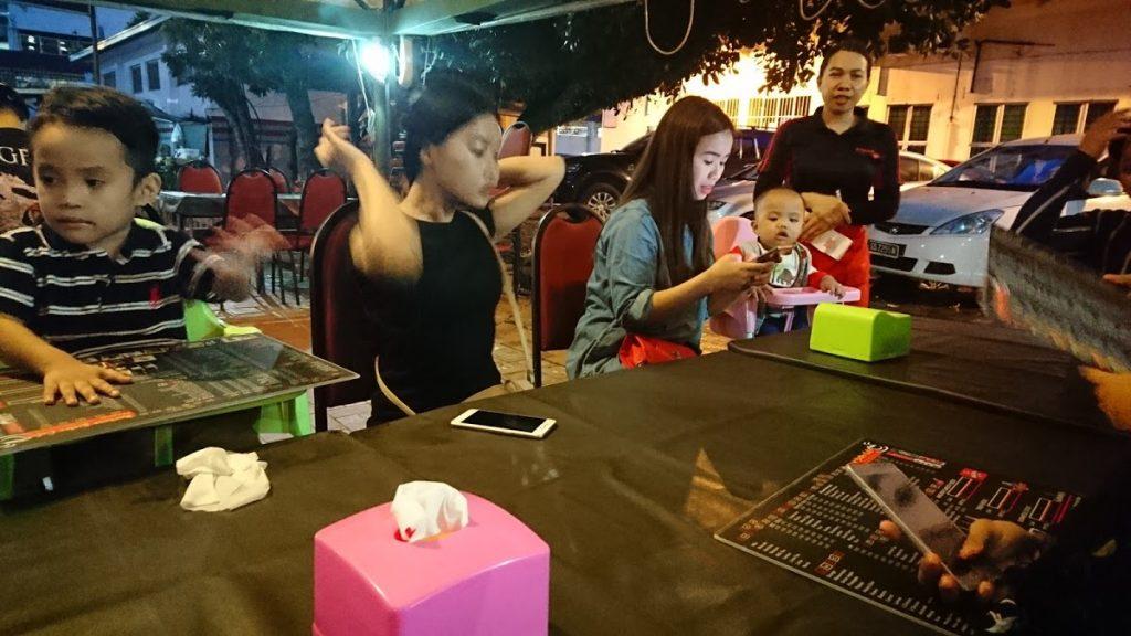 Background Blur Cover