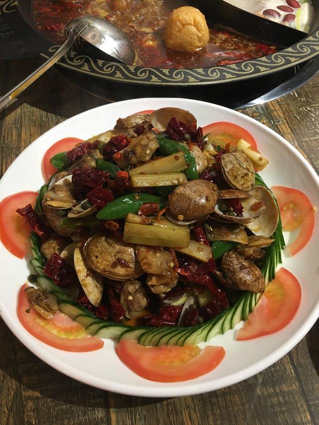 Photo of 弈江湖 火锅 香辣锅 海鲜大咖 ONE KK SEAFOOD HOTPOT SABAH - Kota Kinabalu, Sabah, Malaysia