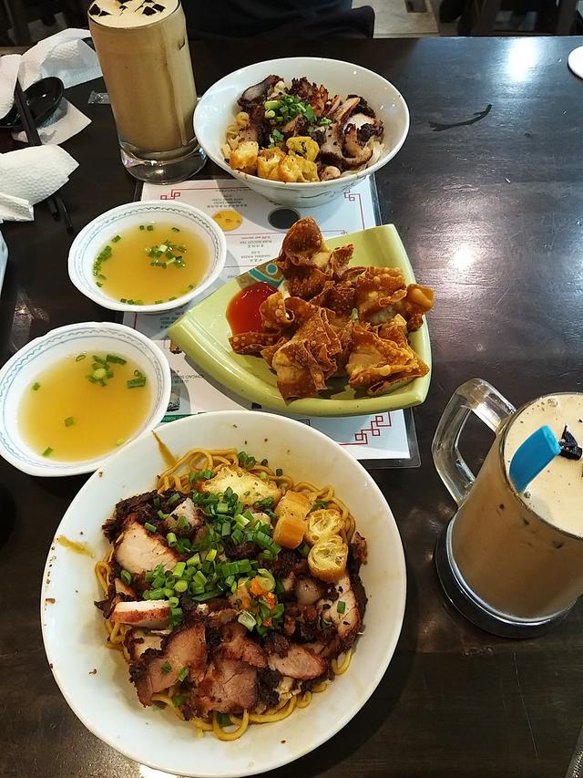 Photo of 亚燕 AH YEN SANDAKAN TRADITIONAL FRIED PORK KUEY TEOW (SINCE 1940) SURIA - Kota Kinabalu, Sabah, Malaysia