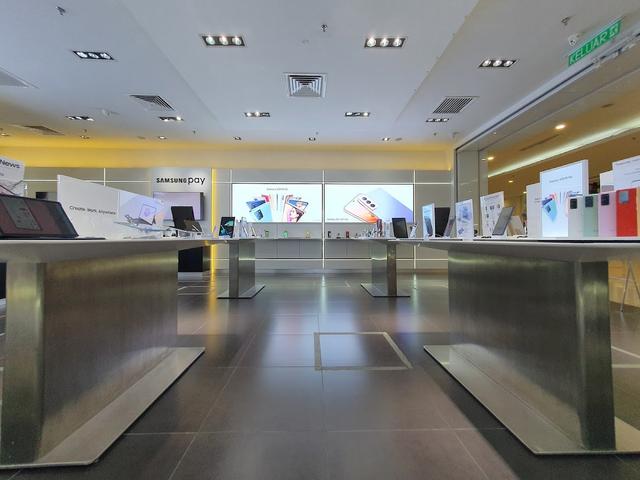 Photo of Samsung Experience Store Suria Sabah - Kota Kinabalu, Sabah, Malaysia