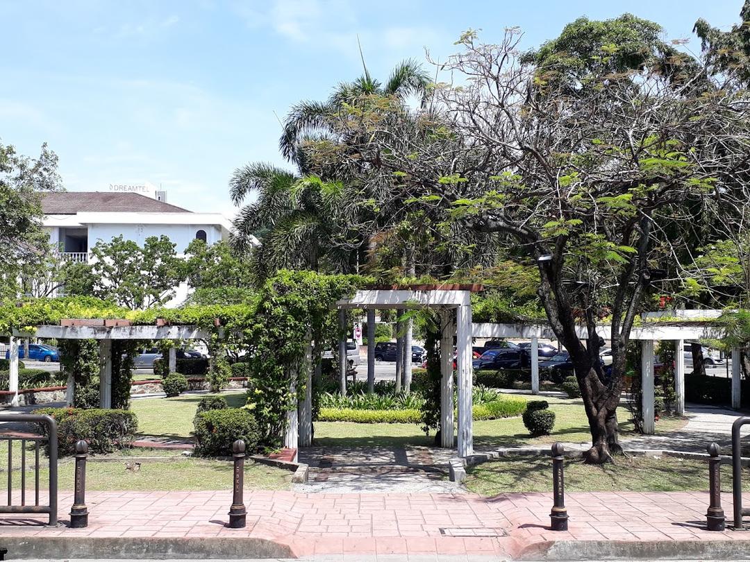 Photo of Kota Kinabalu City Park - Kota Kinabalu, Sabah, Malaysia