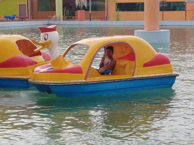 Photo of De Borneo Water Park - Kota Kinabalu, Sabah, Malaysia