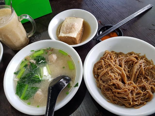 Photo of 金沙园生肉面 (Kedai Kopi Melanian) - Kota Kinabalu, Sabah, Malaysia