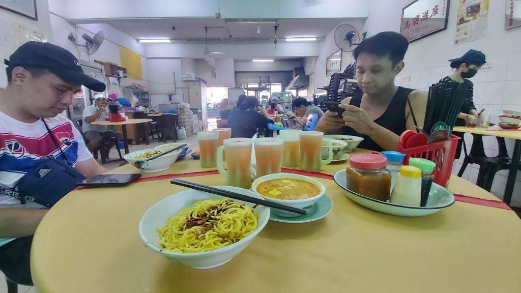 Photo of Kedai Kopi Dan Makan Fui Lau - Kota Kinabalu, Sabah, Malaysia background