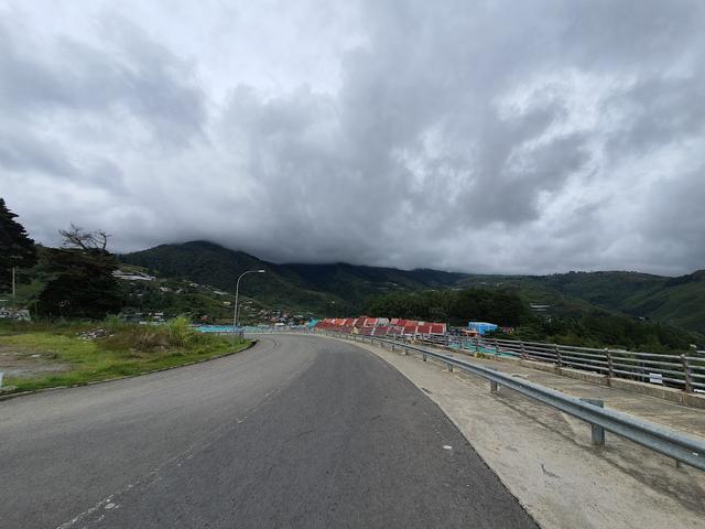 Photo of Roundabout Desa Dairy Farm Signature Direction Decoration Kundasang, Sabah. - Kundasang, Sabah, Malaysia