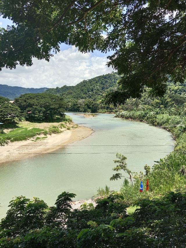 Photo of Tamparuli Suspension Bridge - Tuaran, Sabah, Malaysia
