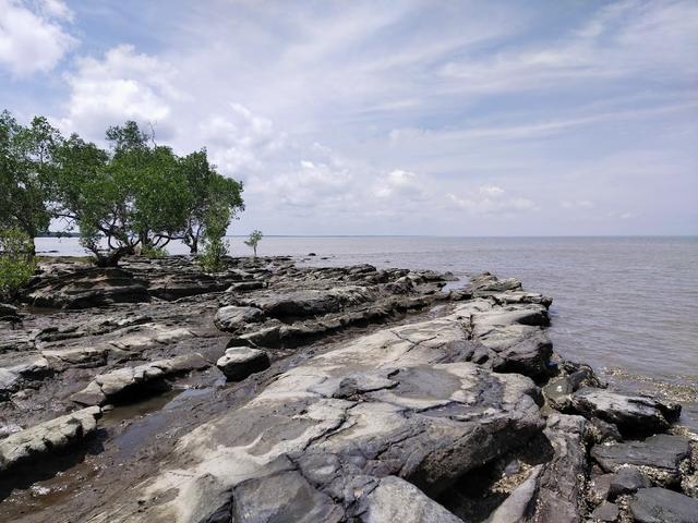 Photo of Pantai Dandulit 黑沙滩 - Sandakan, Sabah, Malaysia