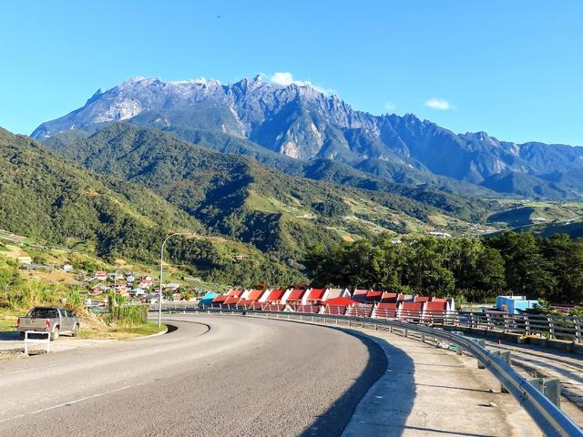 Photo of Masjid Jamek Kundasang scenic viewpoint - Kundasang, Sabah, Malaysia