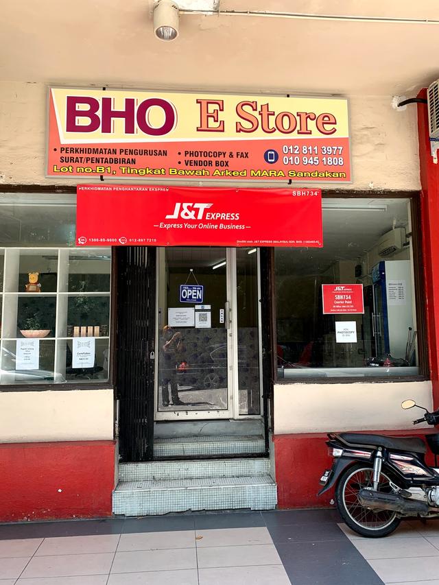 Photo of J&T EXPRESS - SANDAKAN TOWN - COURIER POINT - ( SBH 734 ) - Sandakan, Sabah, Malaysia