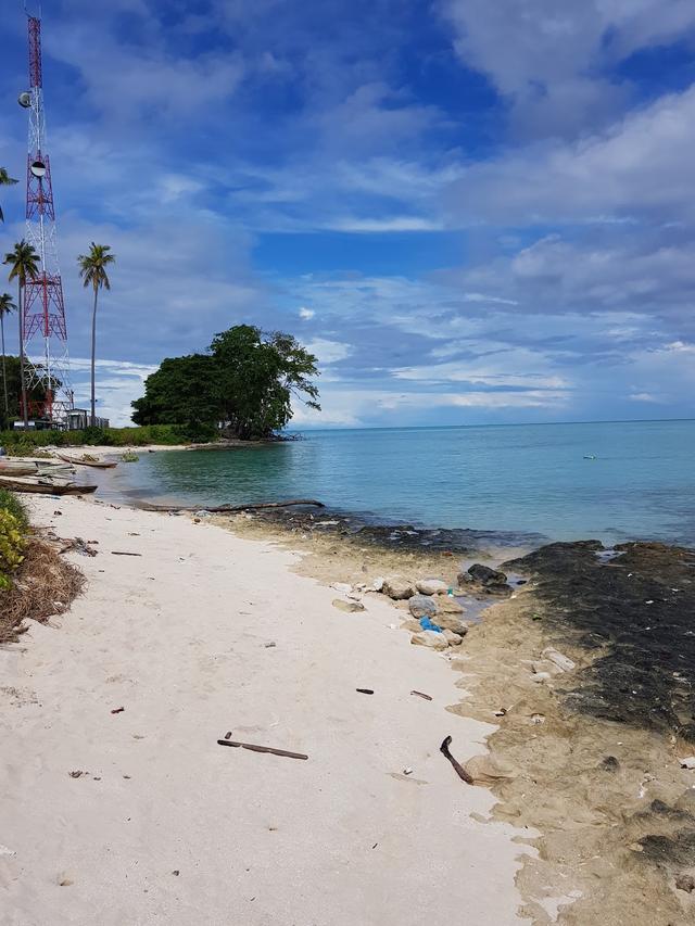 Photo of Pulau Sibuan - Semporna, Sabah, Malaysia