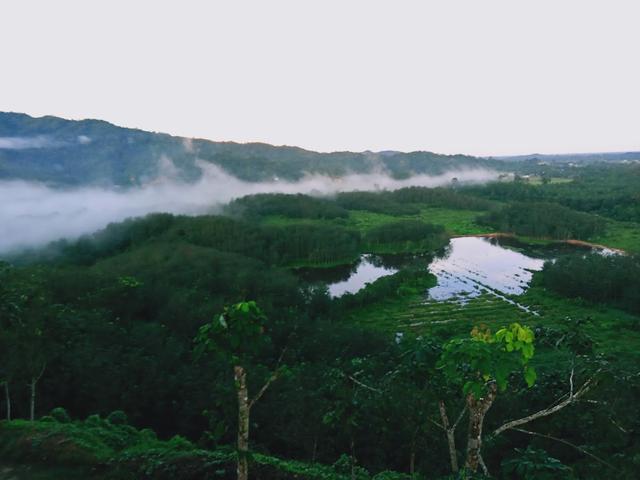 Photo of Sinumaha Peak - Papar, Sabah, Malaysia