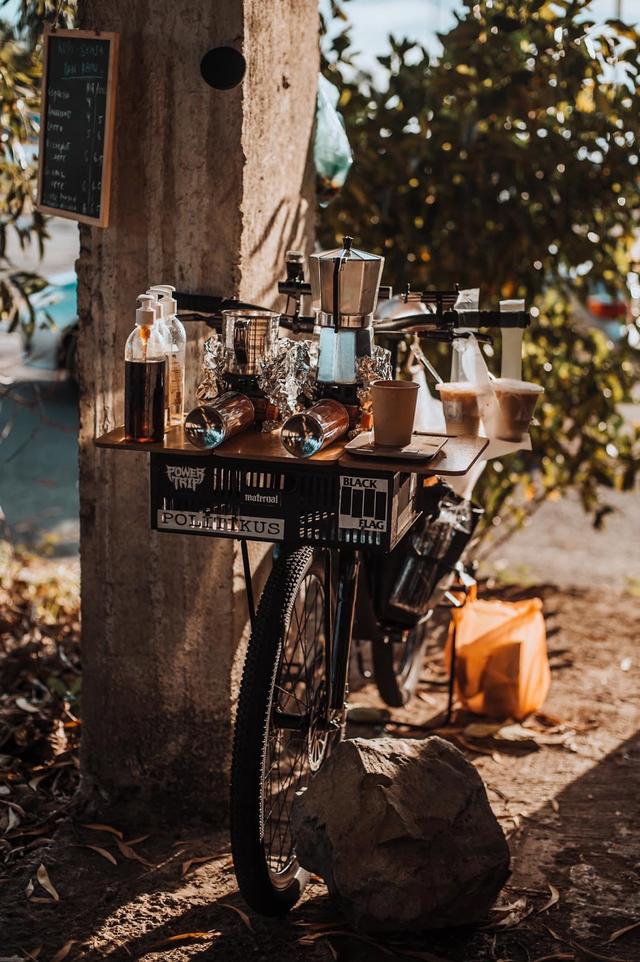 Photo of Kopi senja dan kamu (cafe street cyclist) - Tawau, Sabah, Malaysia