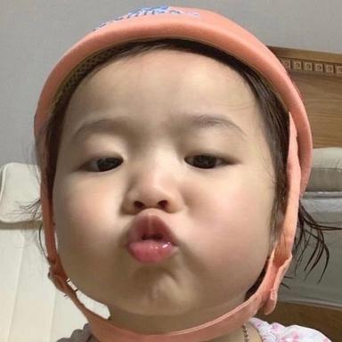 feifeifoodie_ profile - Reviewbah