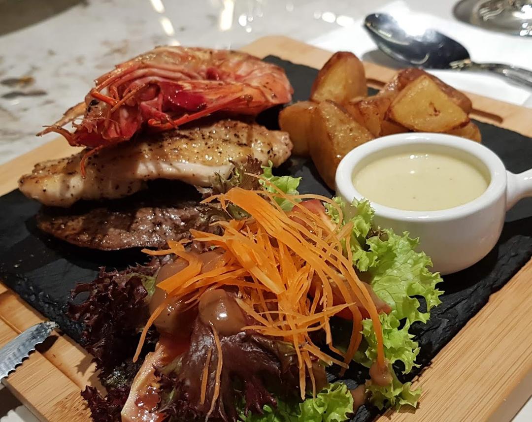 Photo of LaVine Restaurant and Wine Bar - Kota Kinabalu, Sabah, Malaysia