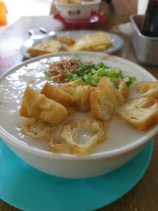 Photo of 百家乐香港粥 Pak Ka Lok Food Park - Kota Kinabalu, Sabah, Malaysia