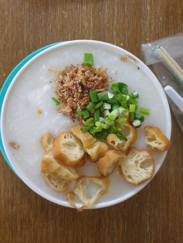 Photo of 百家乐香港粥 Pak Ka Lok Food Park - Kota Kinabalu, Sabah, Malaysia