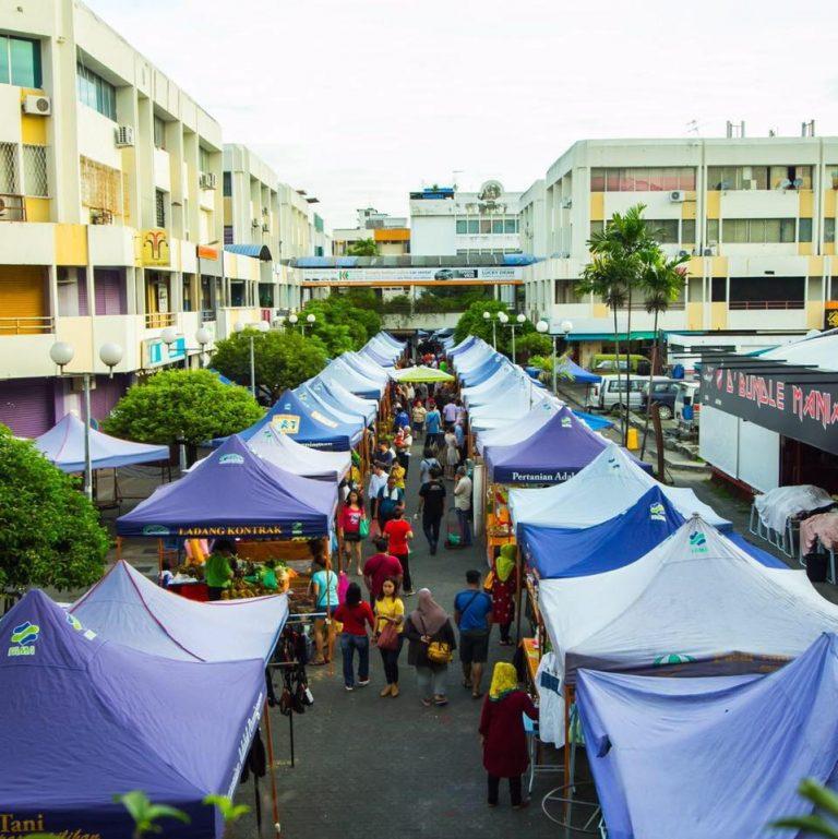 Photo of Pasar Tani Asia City - Kota Kinabalu, Sabah, Malaysia background
