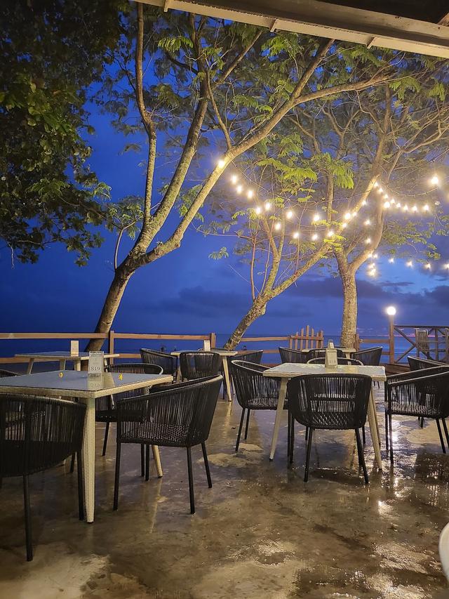 Photo of ZING sunset bar - Kota Kinabalu, Sabah, Malaysia