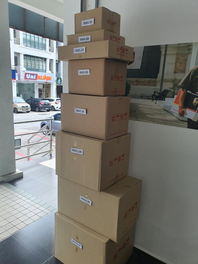 Photo of Parcelhub USJ 9 Taipan (Shopee SPX Drop Off, Whallo Cold Delivery, DHL, Ninja Van, City-Link, ARAMEX, UPS, Express Courier) - Subang Jaya, Selangor, Malaysia