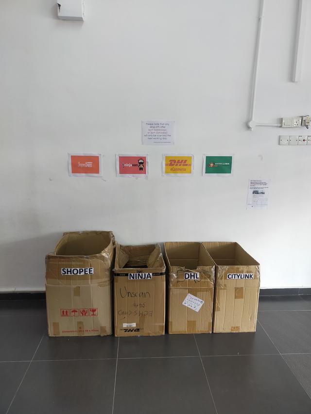 Photo of Parcelhub USJ 9 Taipan (Shopee SPX Drop Off, Whallo Cold Delivery, DHL, Ninja Van, City-Link, ARAMEX, UPS, Express Courier) - Subang Jaya, Selangor, Malaysia