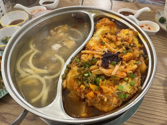 Photo of Yeyeye coconut chicken hot pot - Kota Kinabalu, Sabah, Malaysia