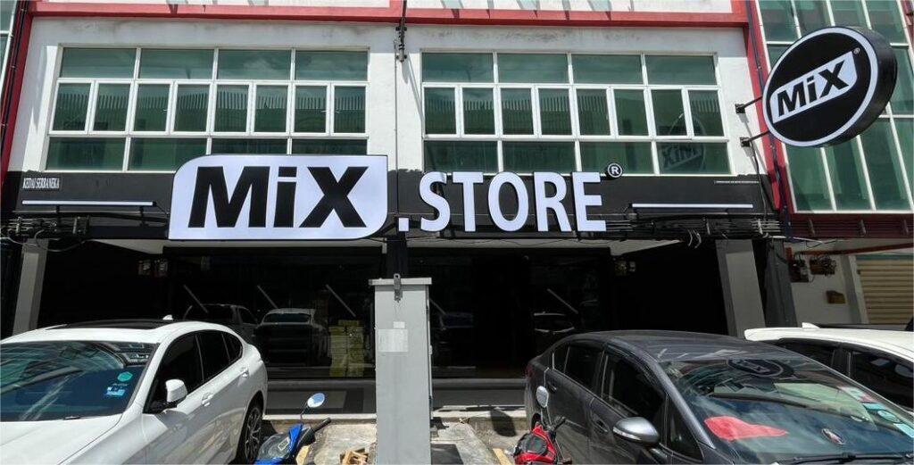 Background Blur Cover