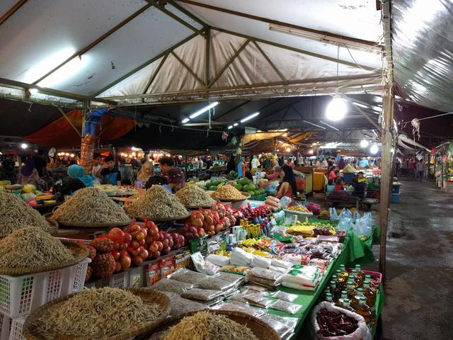 Photo of Night Food Market - Kota Kinabalu, Sabah, Malaysia