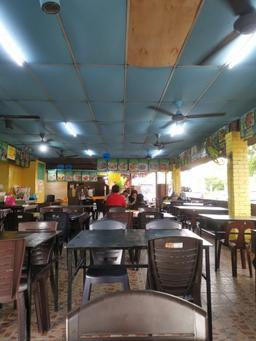 Cili Padi Cafe, Sembulan Roundabout, Sabah.