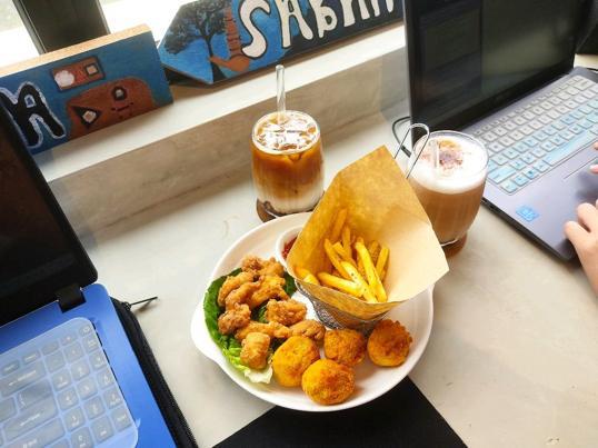 Photo of 1 Heart Maze Cafe - Kota Kinabalu, Sabah, Malaysia