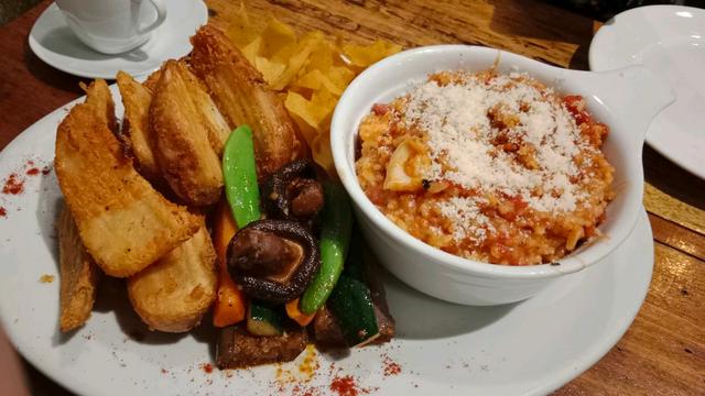 Photo of Shoney's Dining & Bar - Kota Kinabalu, Sabah, Malaysia