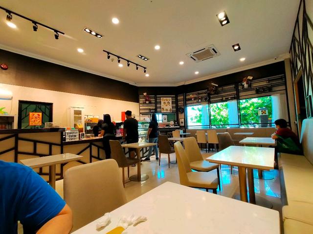 Photo of Le Petit Cocoa Cafe - Kota Kinabalu, Sabah, Malaysia