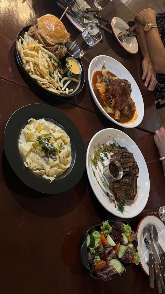 Photo of Happy Place Restaurant & Bar - Kota Kinabalu, Sabah, Malaysia
