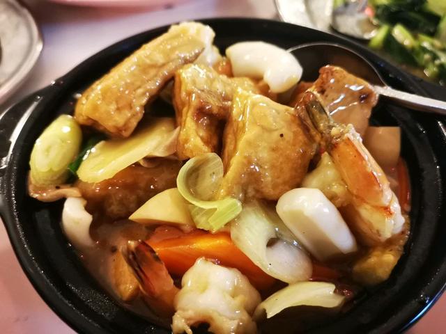 Photo of Diamond Restaurant 钻石酒家 - Kota Kinabalu, Sabah, Malaysia