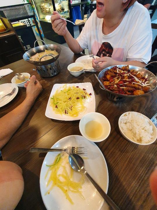 Photo of 丽雅菜馆火锅 Liya Authentic Szechuan & Steamboat - Kota Kinabalu, Sabah, Malaysia