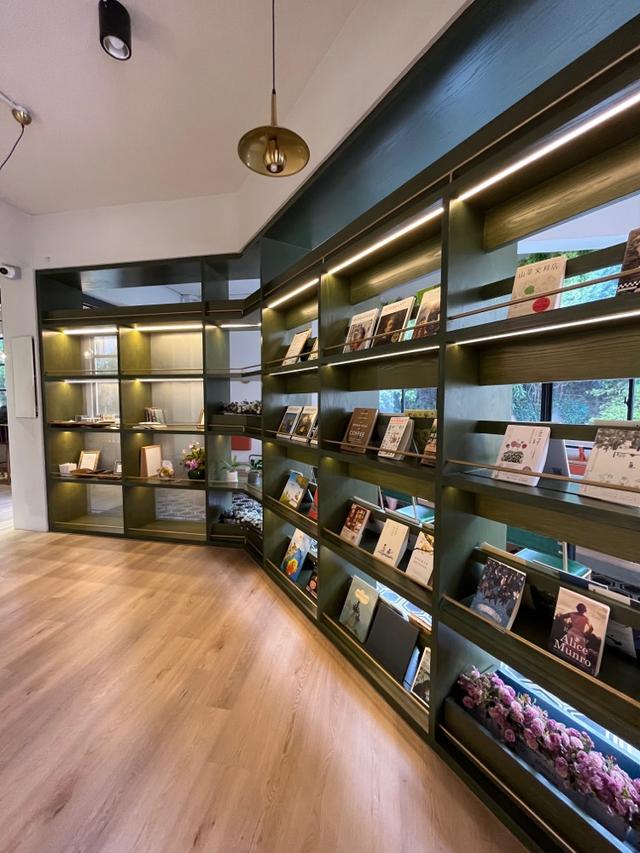 Photo of Makarios Book Café - Kota Kinabalu, Sabah, Malaysia