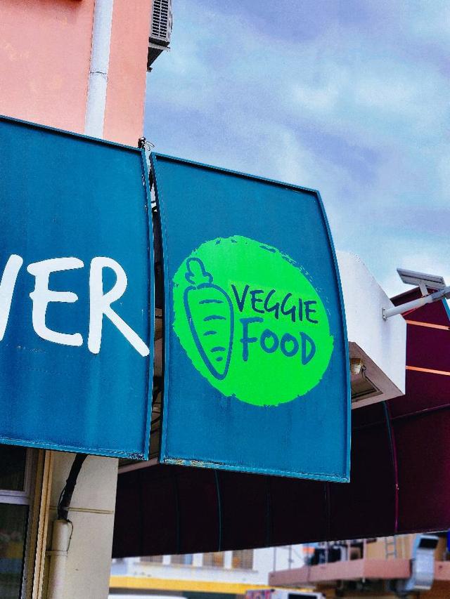 Photo of New Moon Vegetarian Restaurant. - Kota Kinabalu, Sabah, Malaysia