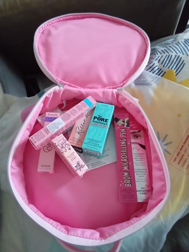 Photo of Benefit Cosmetics Boutique & BrowBar lounge - Kuala Lumpur, Kuala lumpur, Malaysia