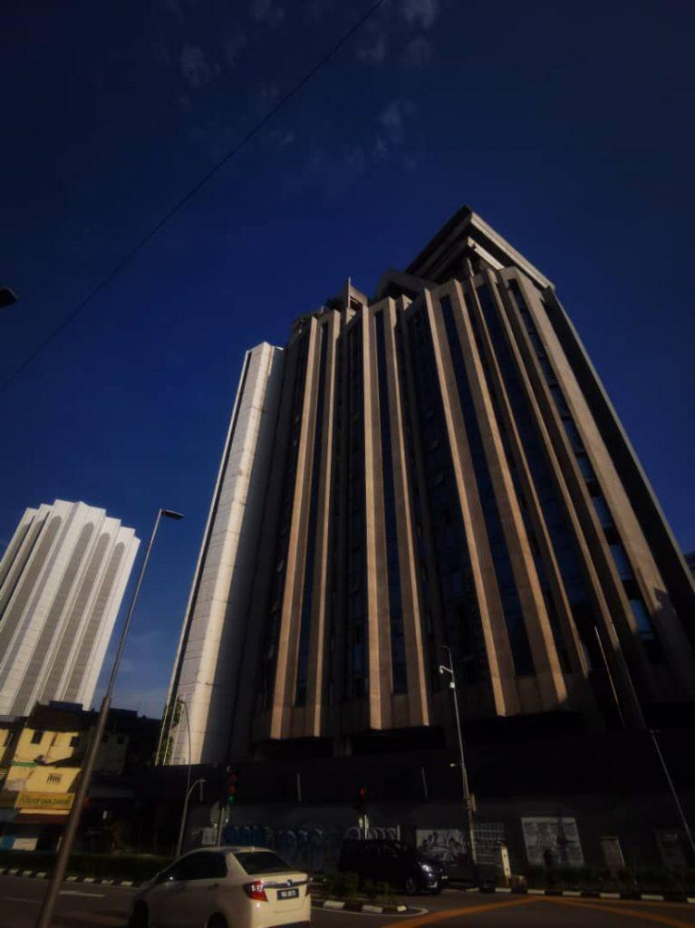 Background Blur Cover