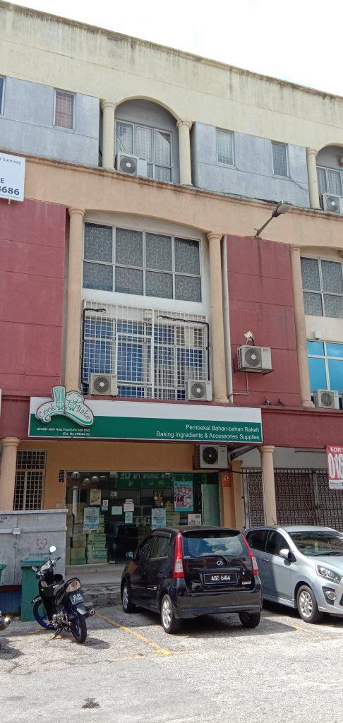 Background Blur Cover