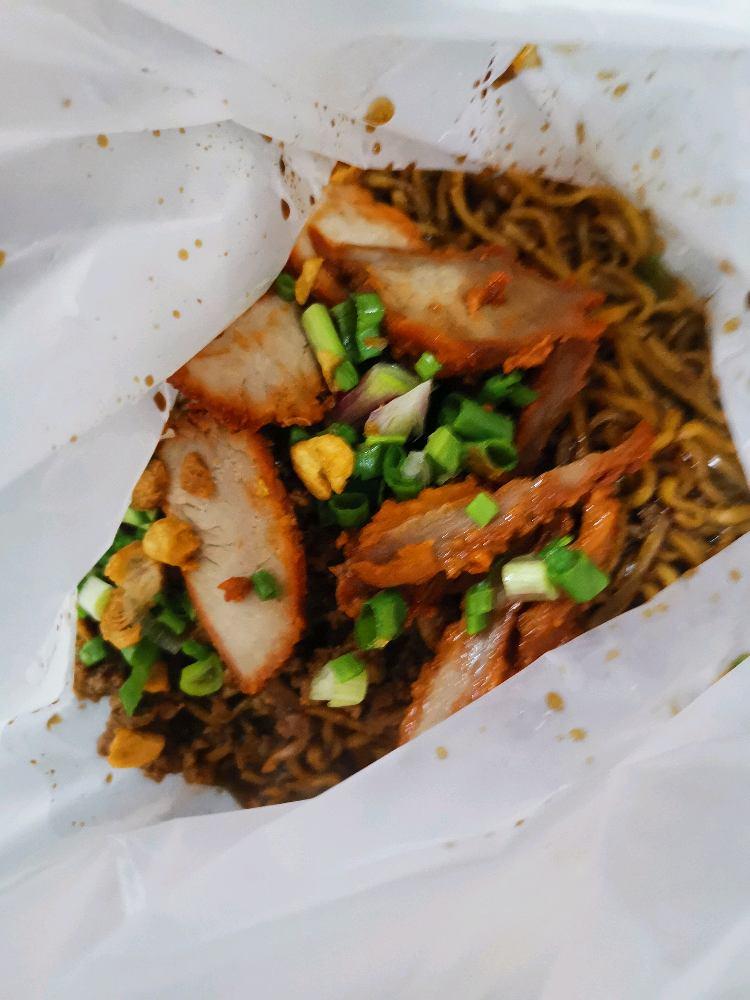 Photo of Auntie Jun’s Marudi Mee Kolo 阿Jun姨马鲁帝干捞面 - Kota Kinabalu, Sabah, Malaysia