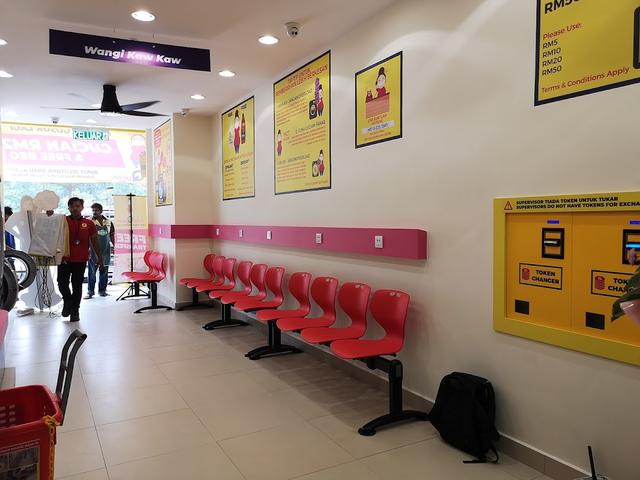 Photo of dobiQueen Laundry Service and Delivery Bukit Jelutong, Shah Alam - Shah Alam, Selangor, Malaysia