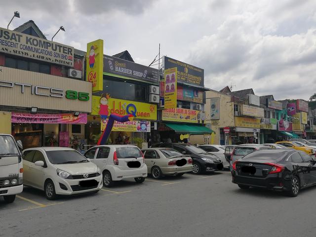 Photo of dobiQueen Laundry Service and Delivery Seksyen 18, Shah Alam - Shah Alam, Selangor, Malaysia