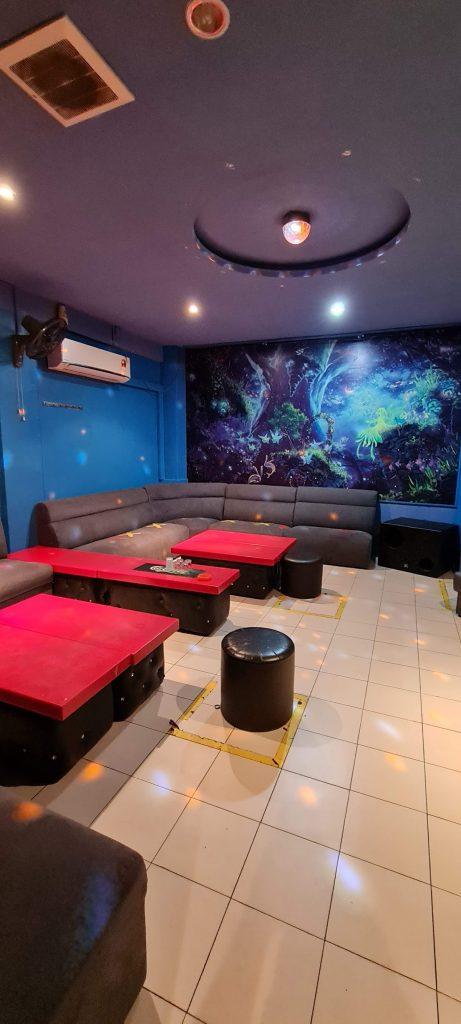 Background Blur Cover