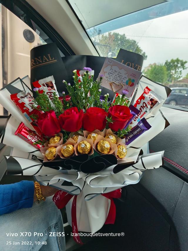 Photo of IZAN BOUQUETS VENTURE (PG0493400-X) SURPRISE DELIVERY AND SURPRISE PLANNER UTARA (PENANG) - Bayan Lepas, Penang, Malaysia