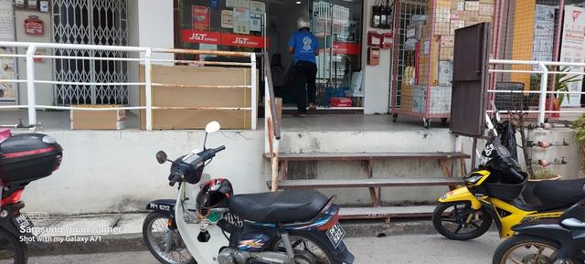 Photo of J&T (PEN407) Express Jelutong (PREMIUM COURIER POINT) - George Town, Penang, Malaysia