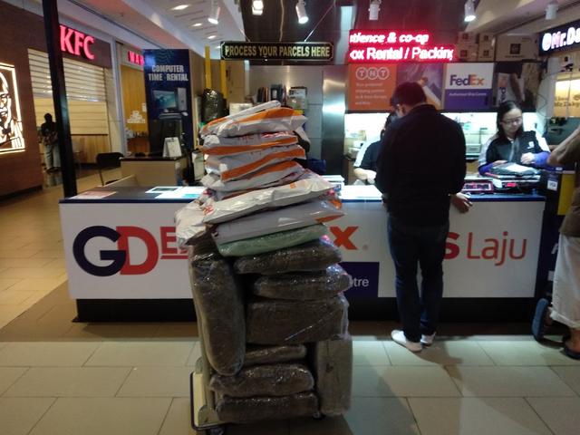 Photo of Mail Boxes Etc (MBE) @ Setia City Mall - Shah Alam, Selangor, Malaysia